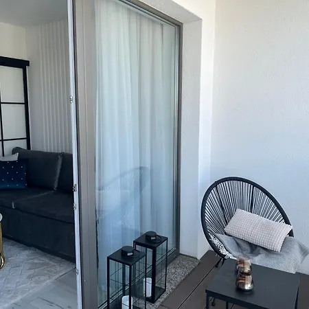 365pam - Glamour - Basen, Sauna, Jacuzzi, Silownia, Restauracja Apartment *