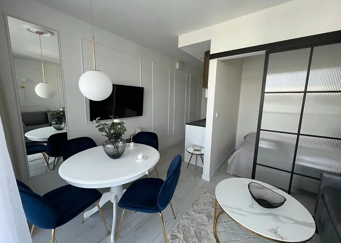 365pam - Glamour - Basen, Sauna, Jacuzzi, Siłownia, Restauracja *